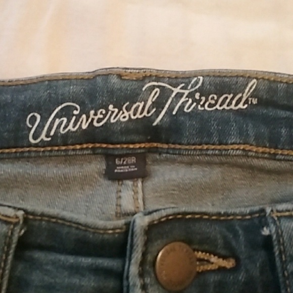 Universal Thread Jeans - Picture 3 of 4